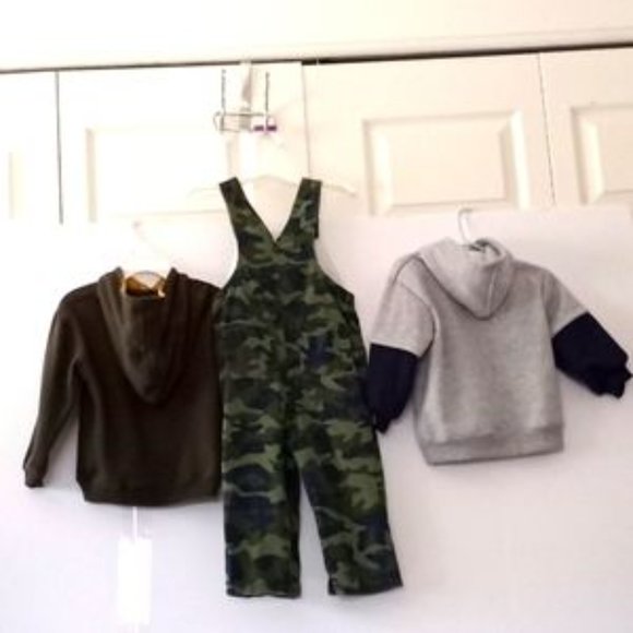 Boys Overall and Sweatshirt Bundle - Size 24 mos. - Multi Colors - Picture 2 of 8
